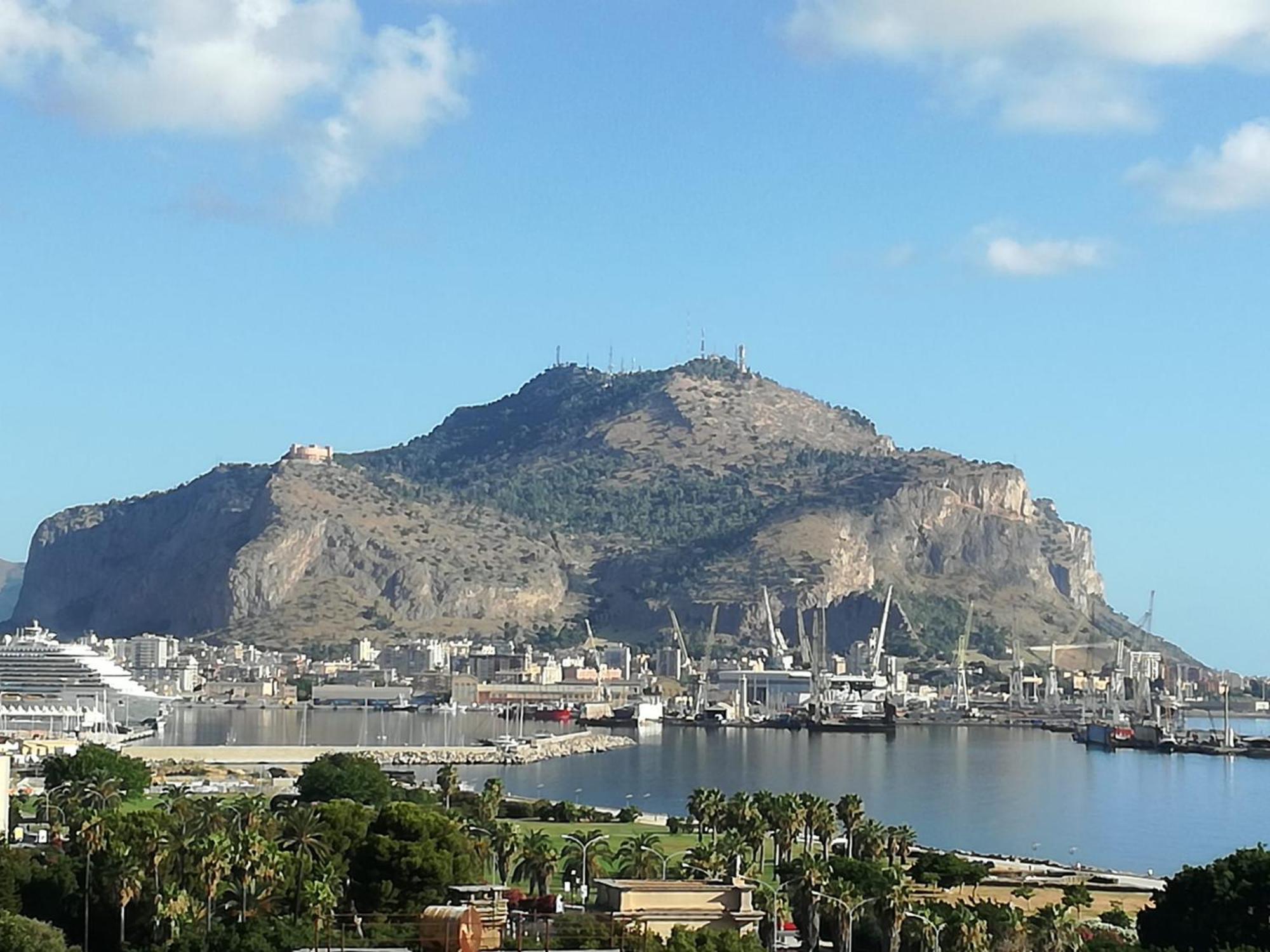 Casamare Sant'Erasmo Sea View Apartment ปาแลร์โม ภายนอก รูปภาพ